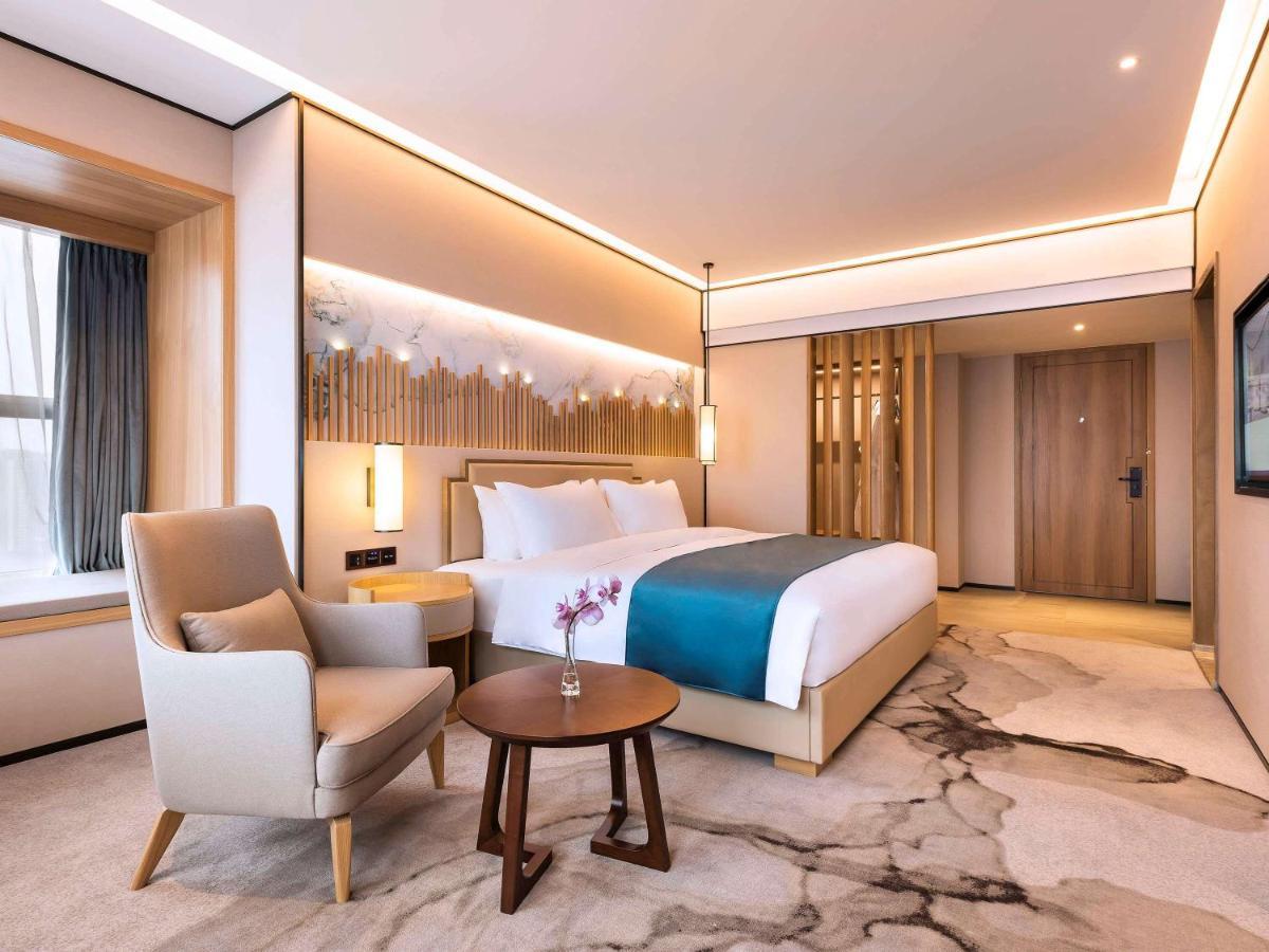Mercure Chengdu Huapaifang Exterior foto